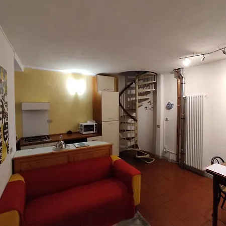 別荘 La Casa A Chiocciola Between And Mountains リエルナ