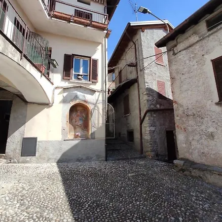 La Casa A Chiocciola Between And Mountains *